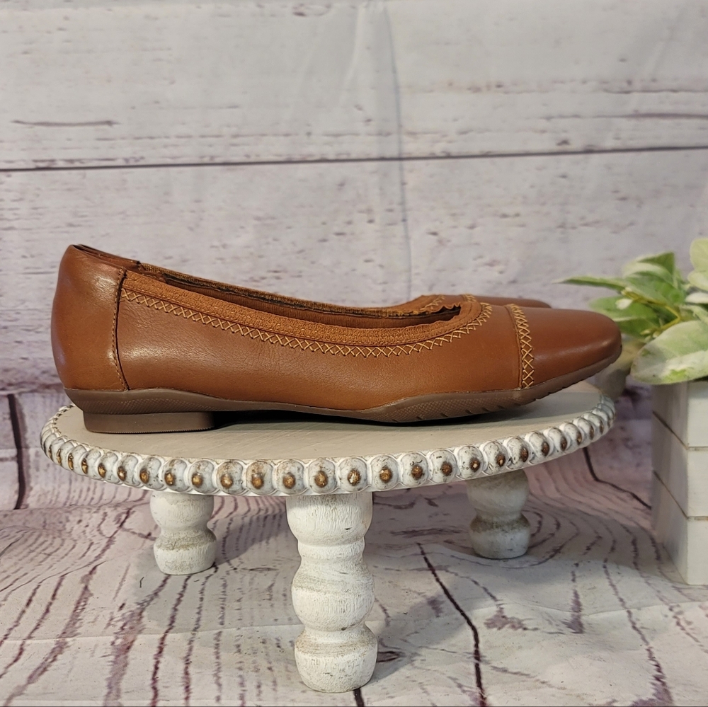 Clarks Collection Sara Bay Ballet Flats -Caramel- Brand New in Box - Picture 8 of 15